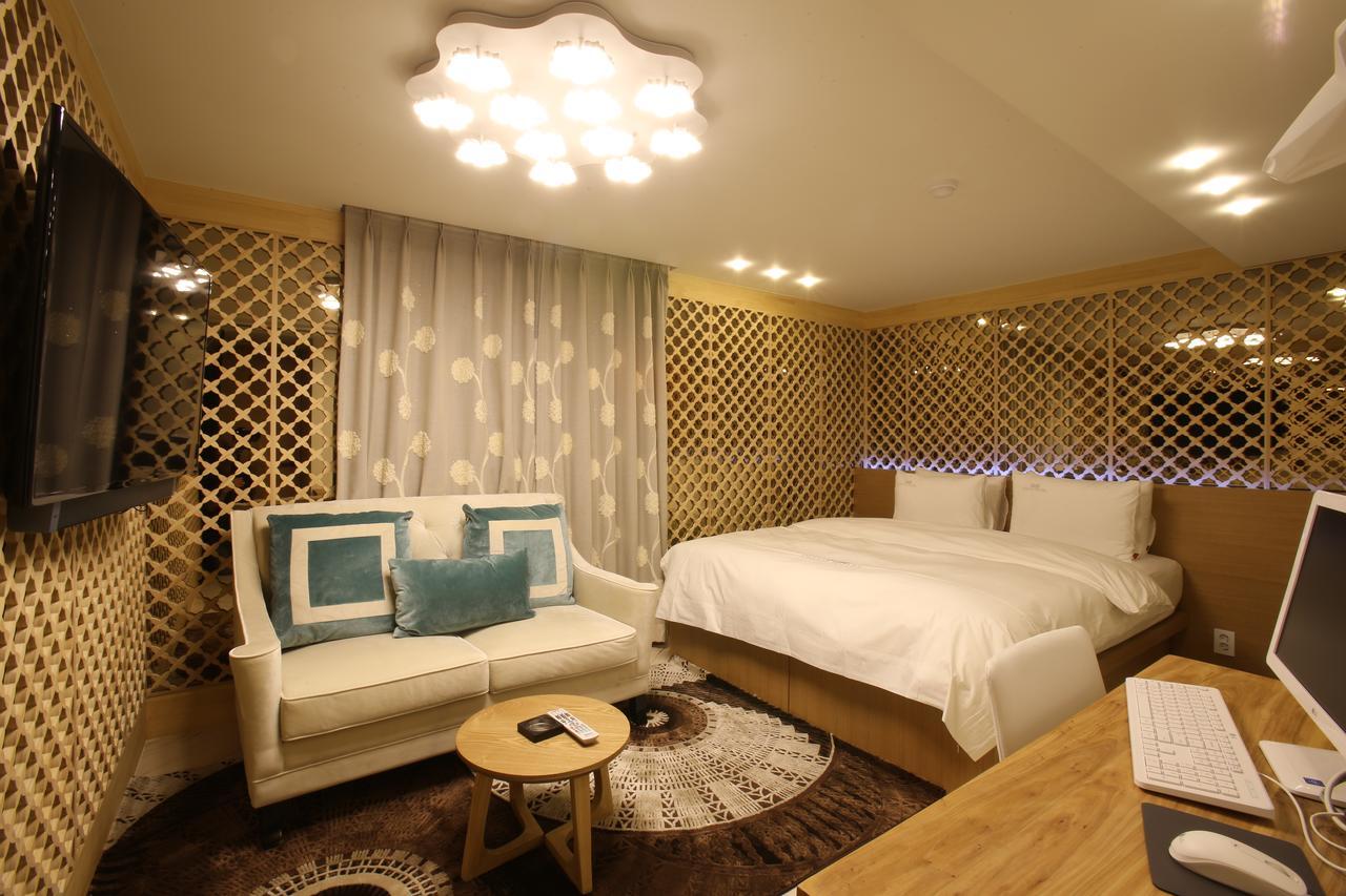 Guri Cello Hotel Zewnętrze zdjęcie